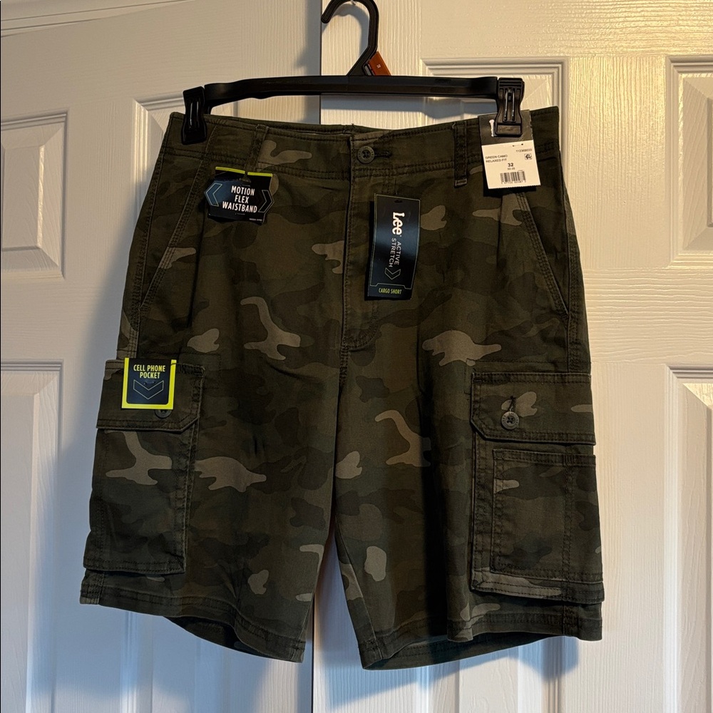 NWT Lee Cargo Short Camouflage Men 32